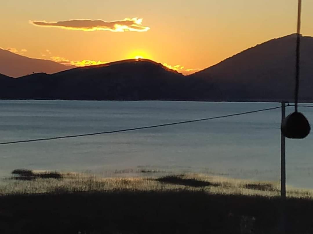 Holiday Home Haustor With Skadar Lake View Podgorica Buitenkant foto
