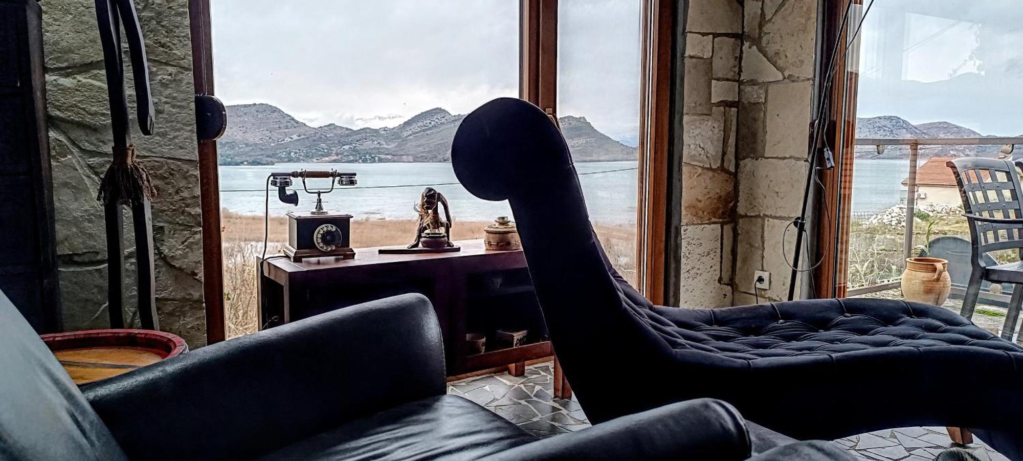 Holiday Home Haustor With Skadar Lake View Podgorica Buitenkant foto