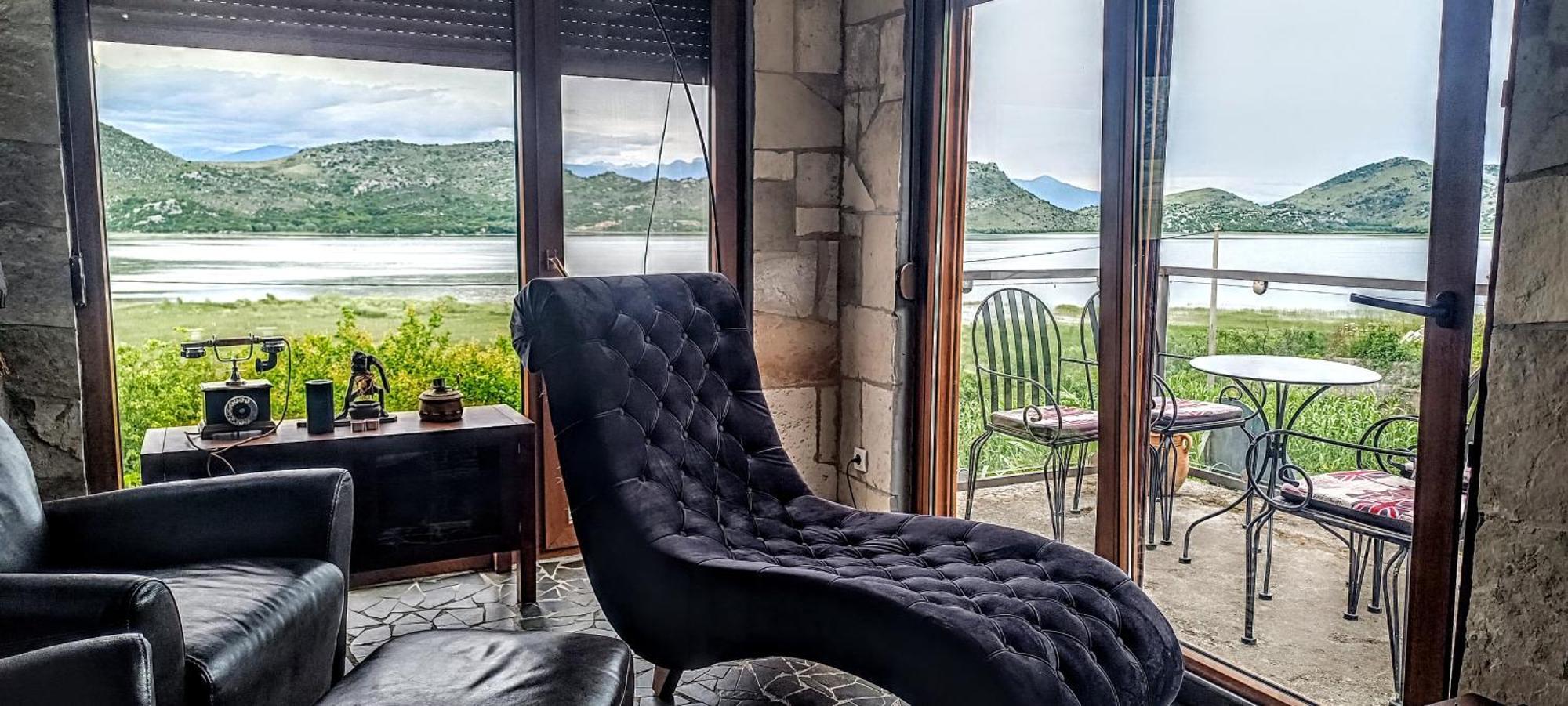 Holiday Home Haustor With Skadar Lake View Podgorica Buitenkant foto